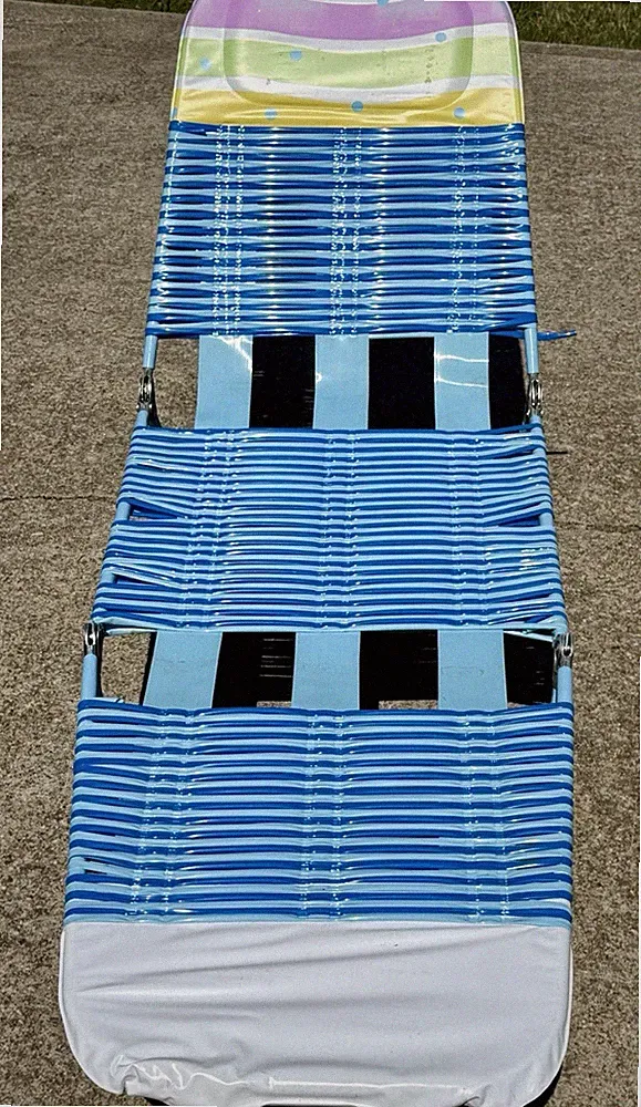 Jelly Vinyl Tube Folding Chaise Lounge Lawn Beach Chair “Dark & Baby Blue” VGC!